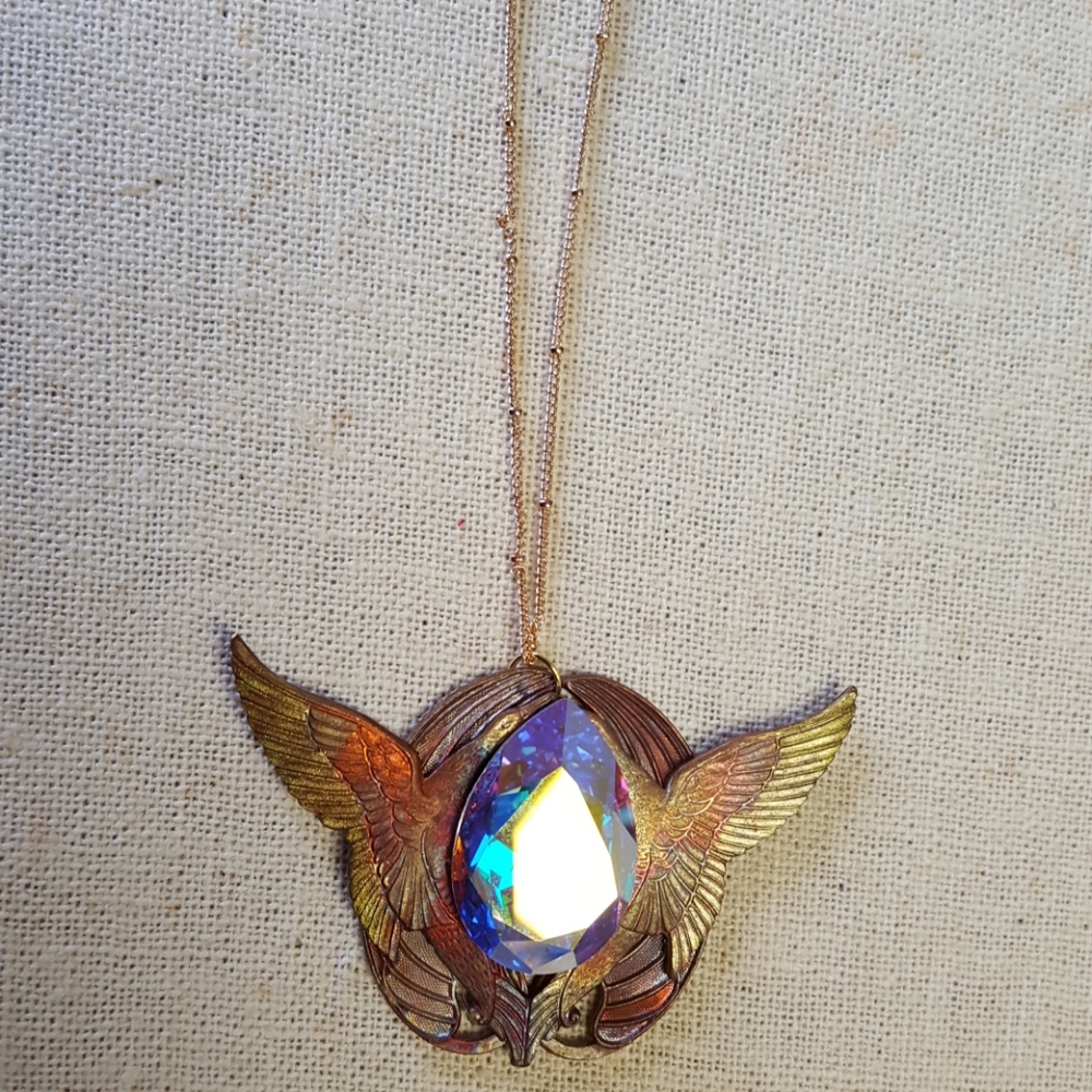 Handmade pendant necklace with swarovski crystal